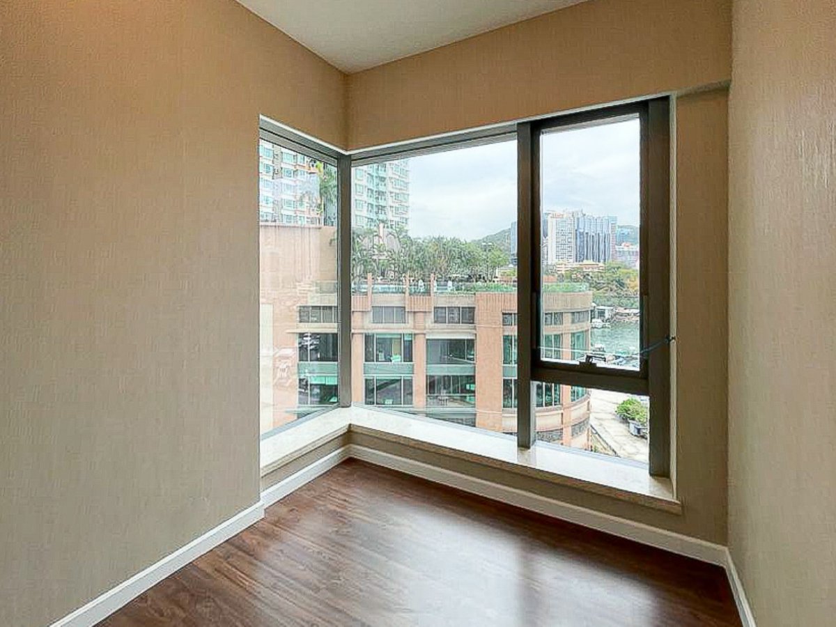 https://ap8.propertyraptor.com/hornet/src?p=/ap8_001/hornet/prp/img/fcc3ac2fca82086bbdf91a8ad9fbaad3.jpg
