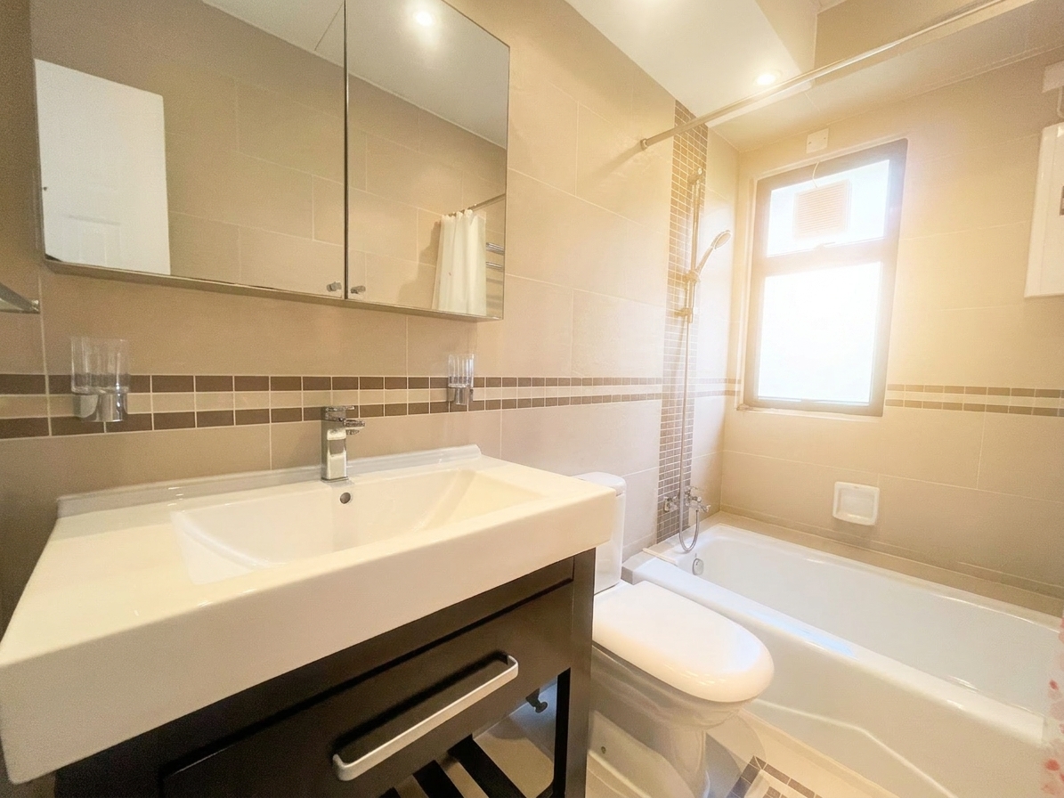 https://ap8.propertyraptor.com/hornet/src?p=/ap8_001/hornet/prp/img/fdfb38d0c12e384e5710fcd4074f3767-wtm-enh.jpg