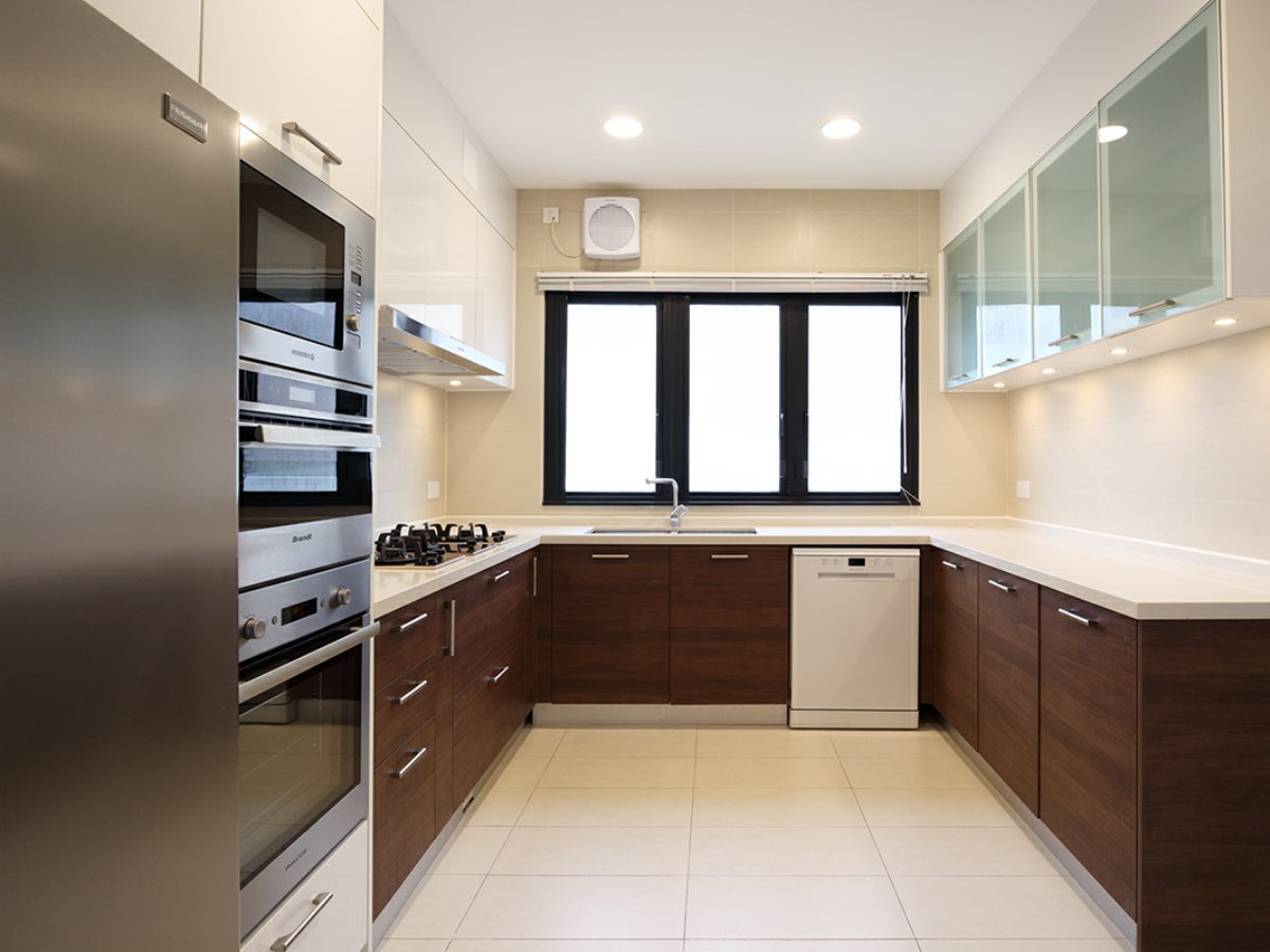 https://ap8.propertyraptor.com/hornet/src?p=/ap8_001/hornet/prp/img/fe4a989a2c2f8c1113293f5b585ade51.jpg