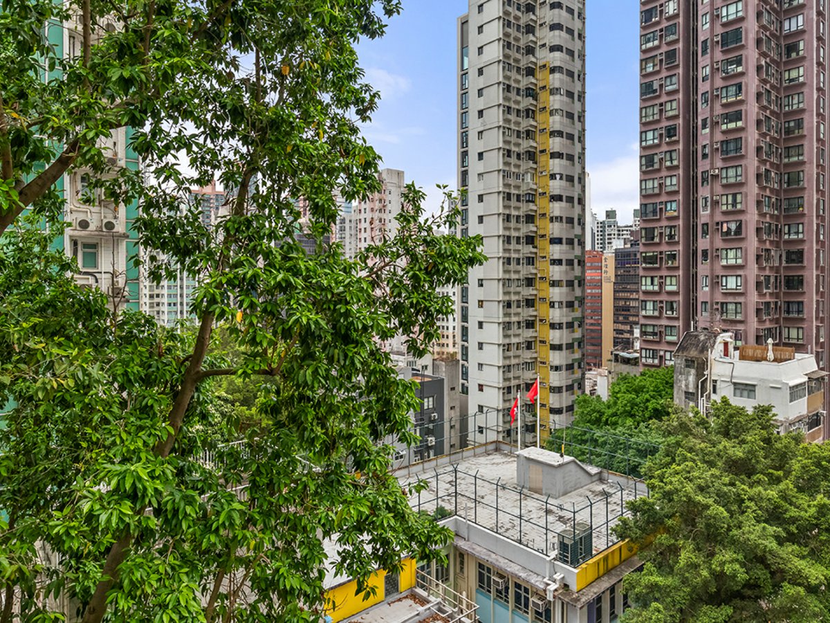 1 U Lam terrace
